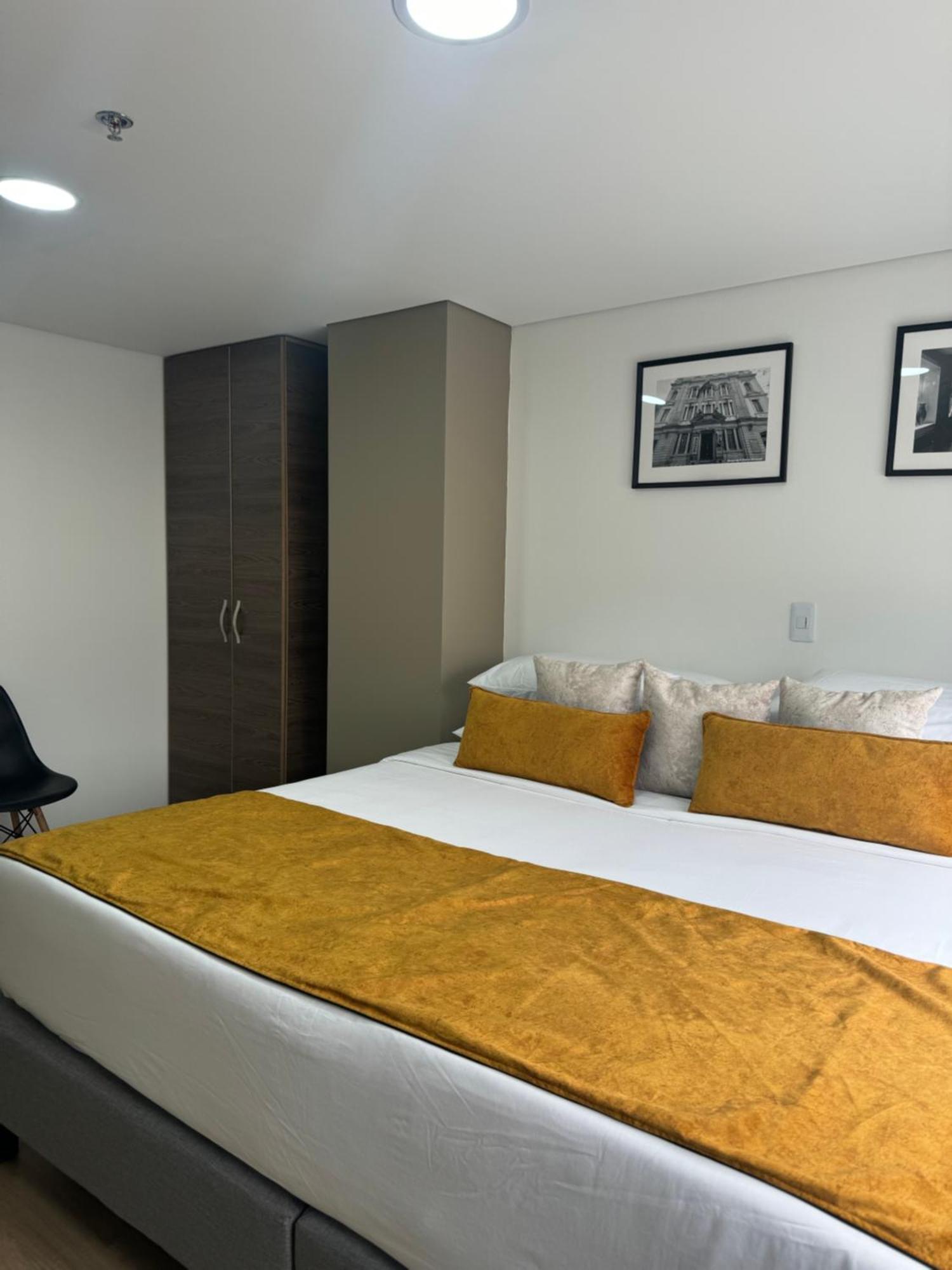 Hotel Wlh Gold Bogotá Extérieur photo